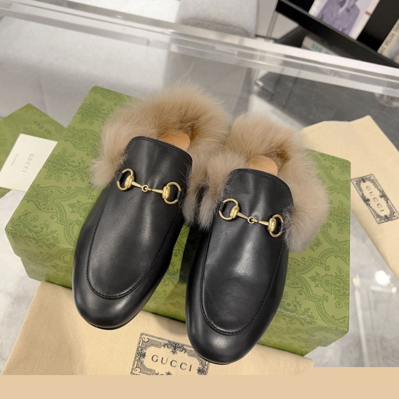 G*u*i leather shoes